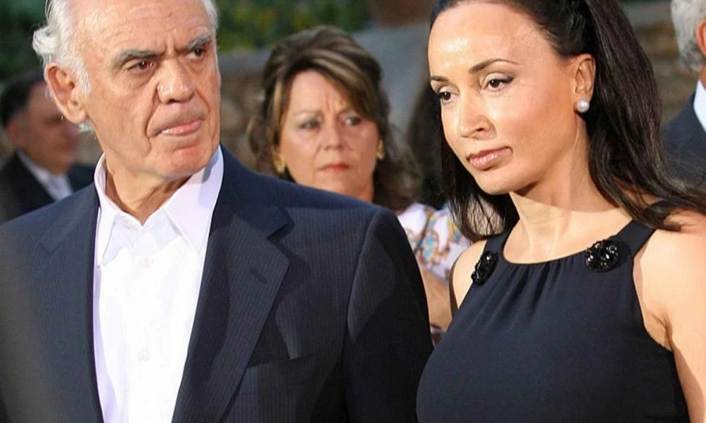 Σύζυγος Τσοχατζόπουλου: Ευχαριστώ Θερμά το Σισμανόγλειο, τους Γιατρούς και τους Νοσηλευτές
